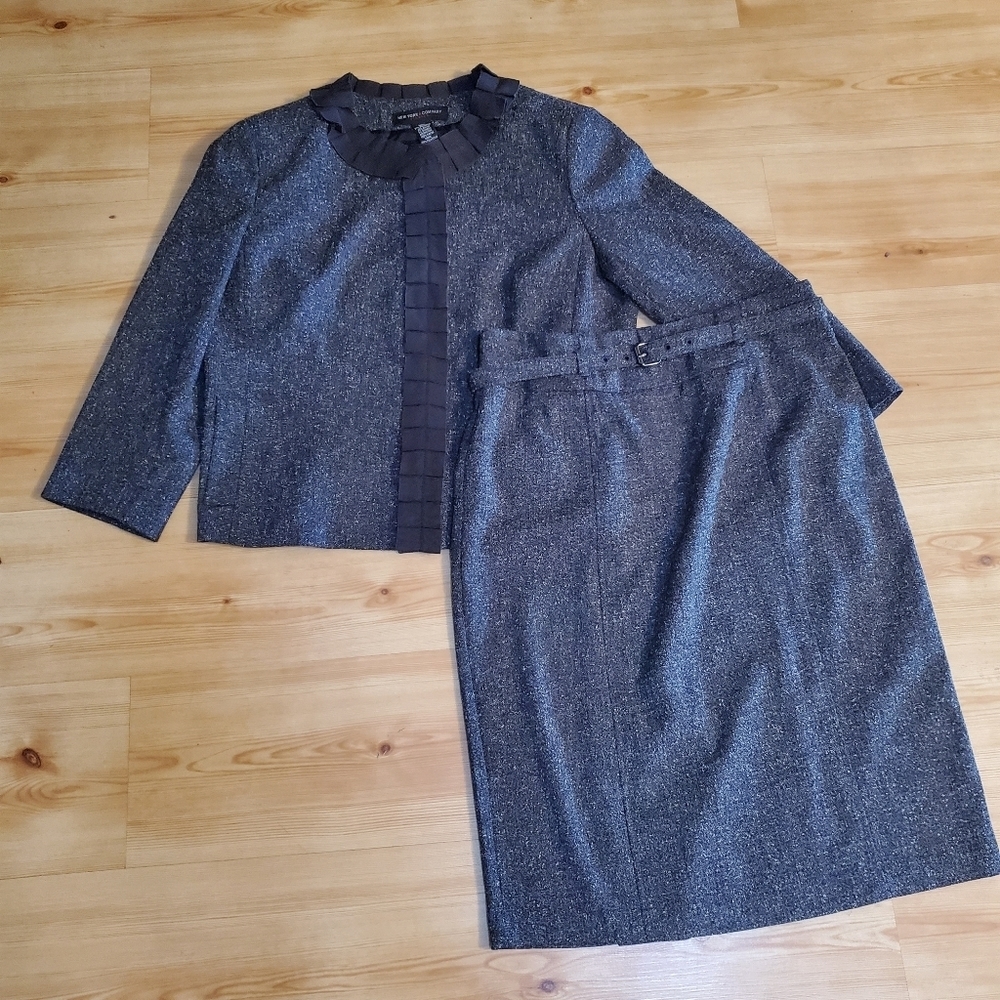 New York & Company Women's 2-piece Suit - Picture 4 of 12